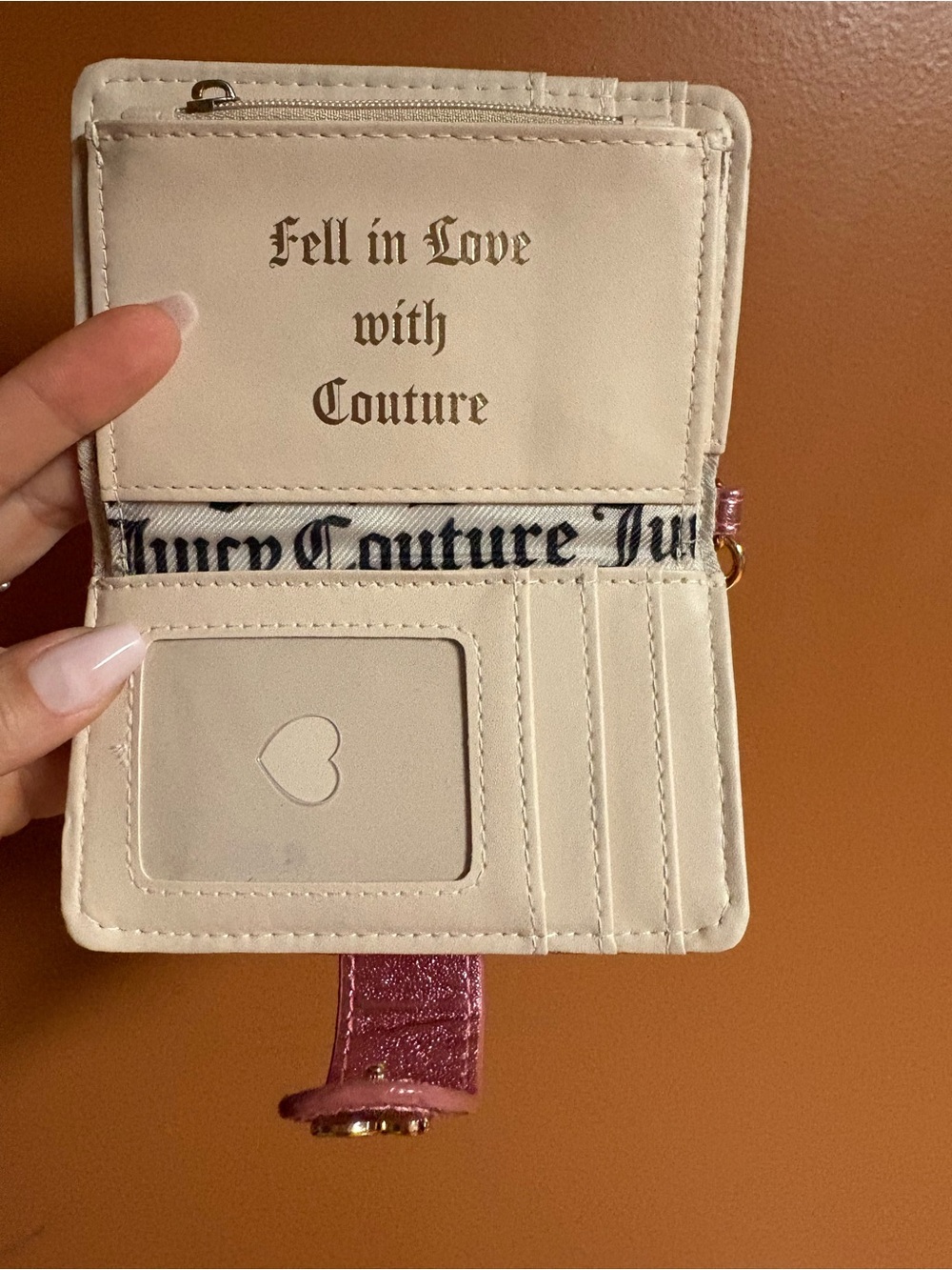 Juicy Couture Foldable Pink Metallic wallet - Picture 5 of 9